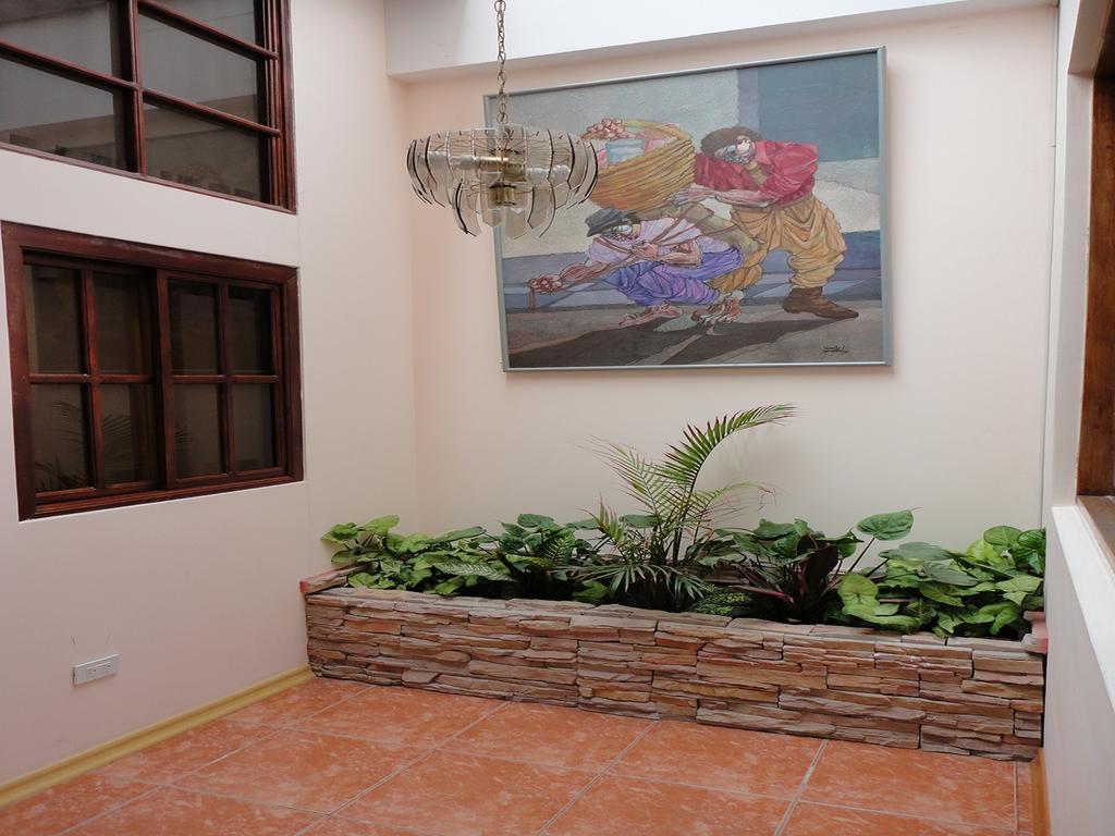 Hotel Rincon Escandinavo Quito Exterior photo